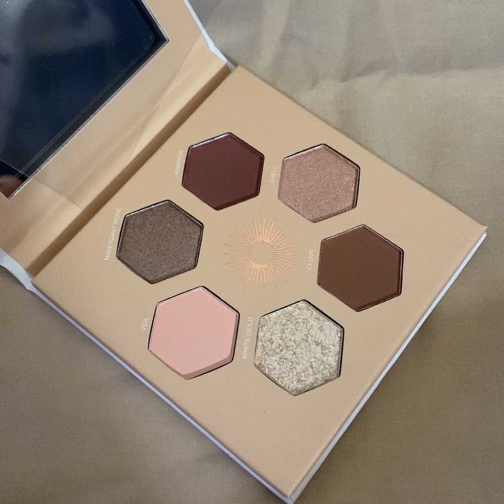 Sandbar Mirage eyeshadow palette